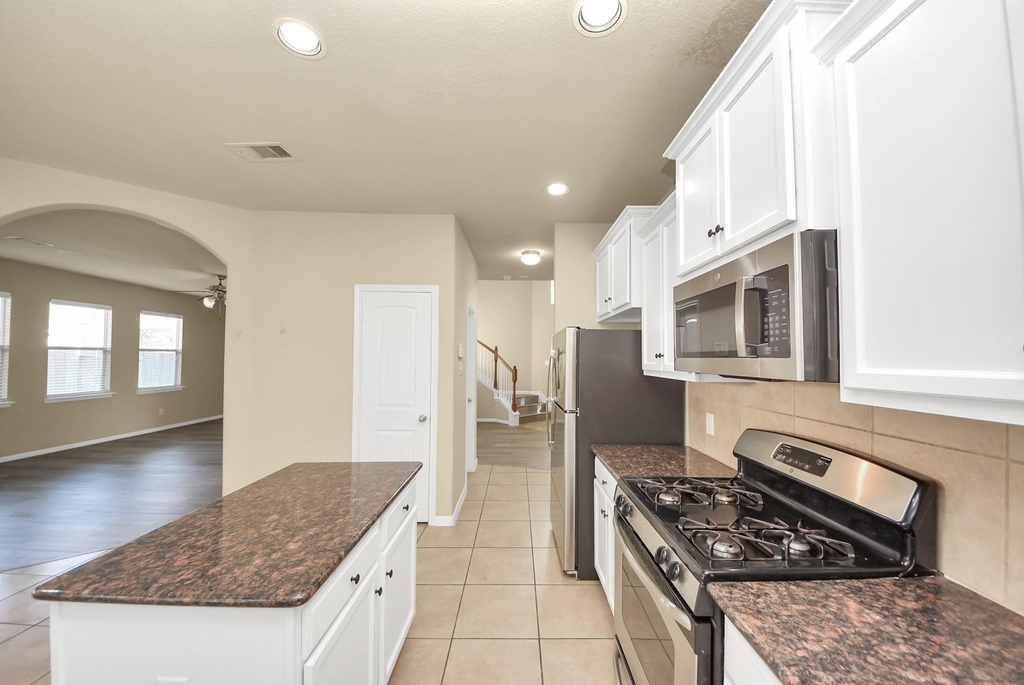 6106 Grassy Haven Lane - Photo 4