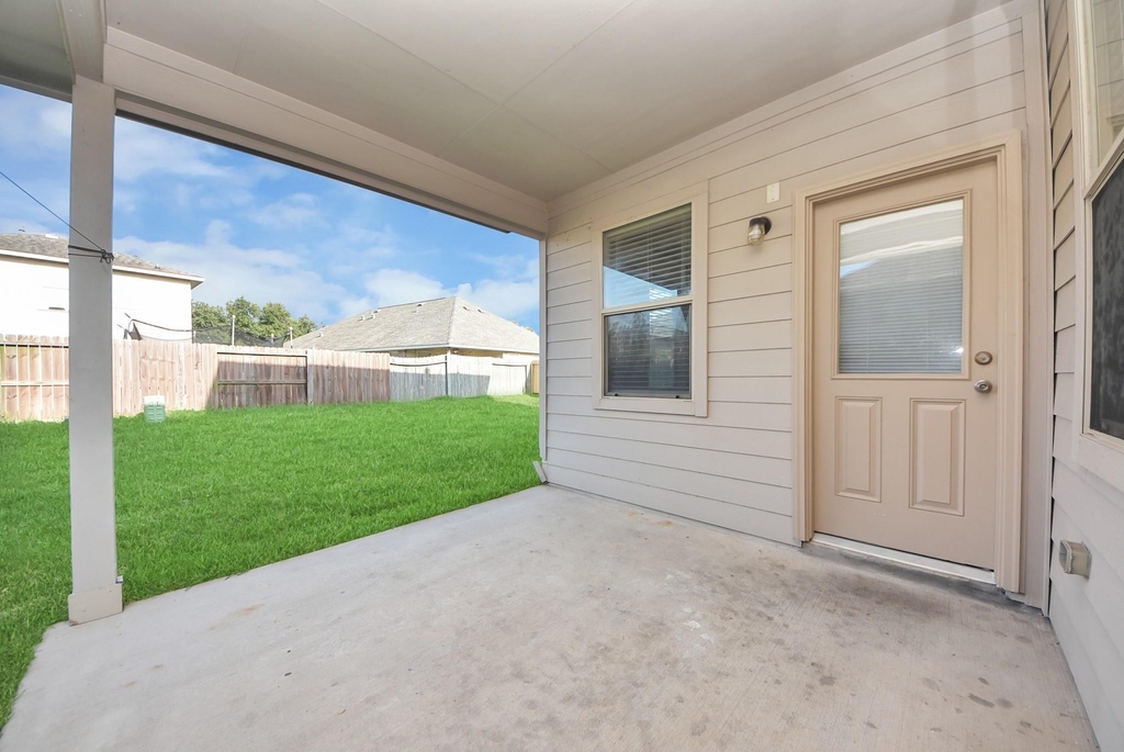 6106 Grassy Haven Lane - Photo 14