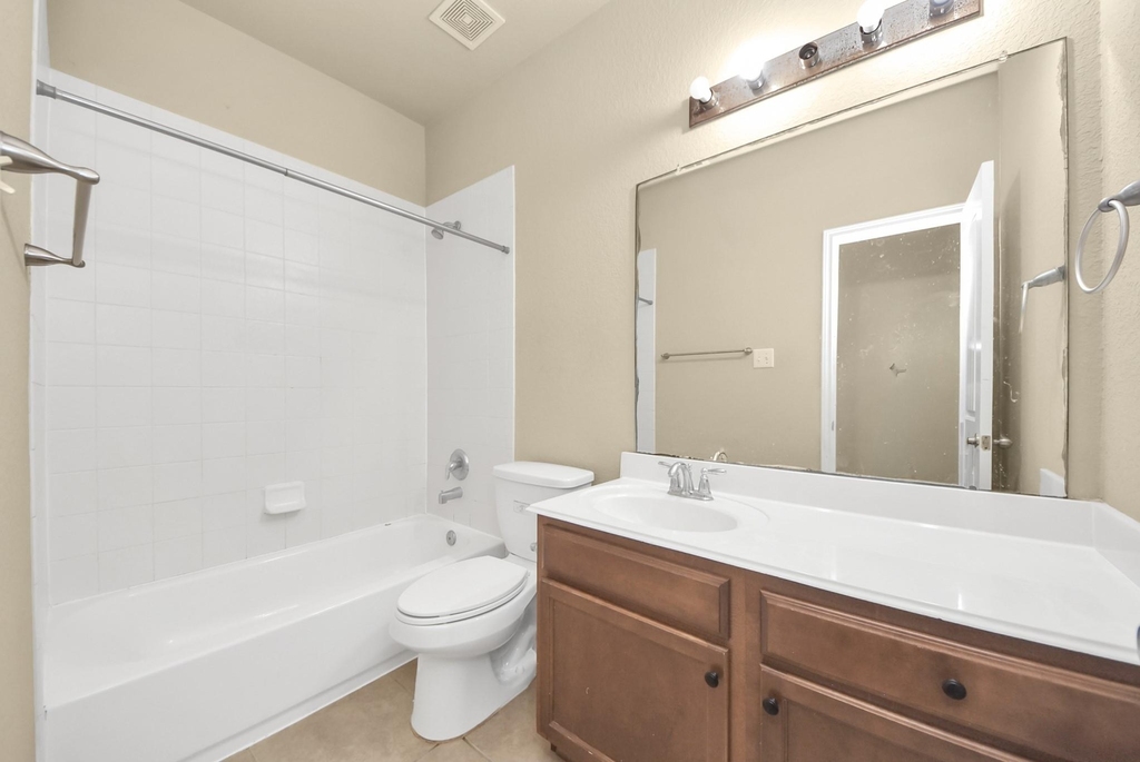 6106 Grassy Haven Lane - Photo 9
