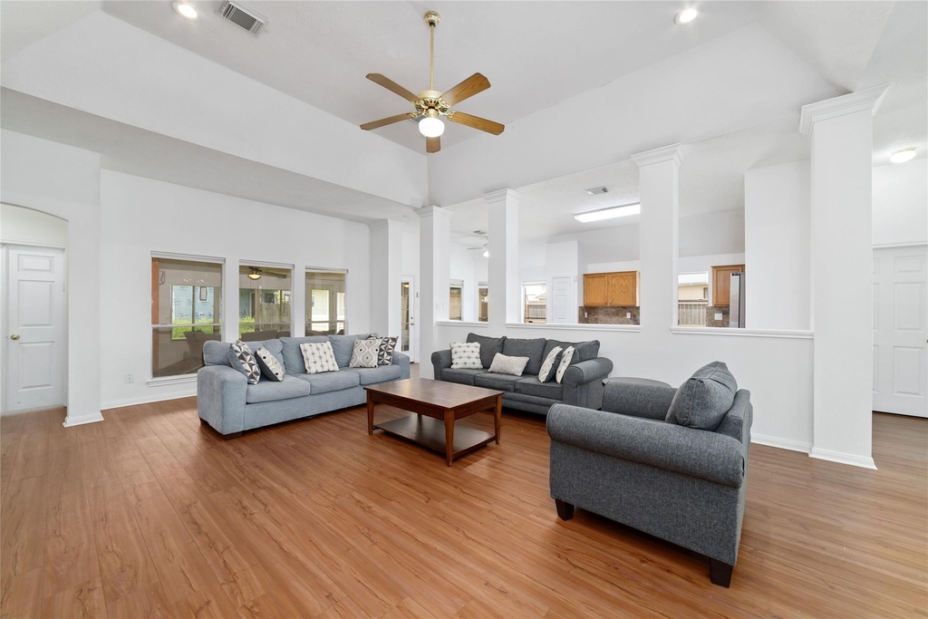 7919 Quail Meadow Drive - Photo 10