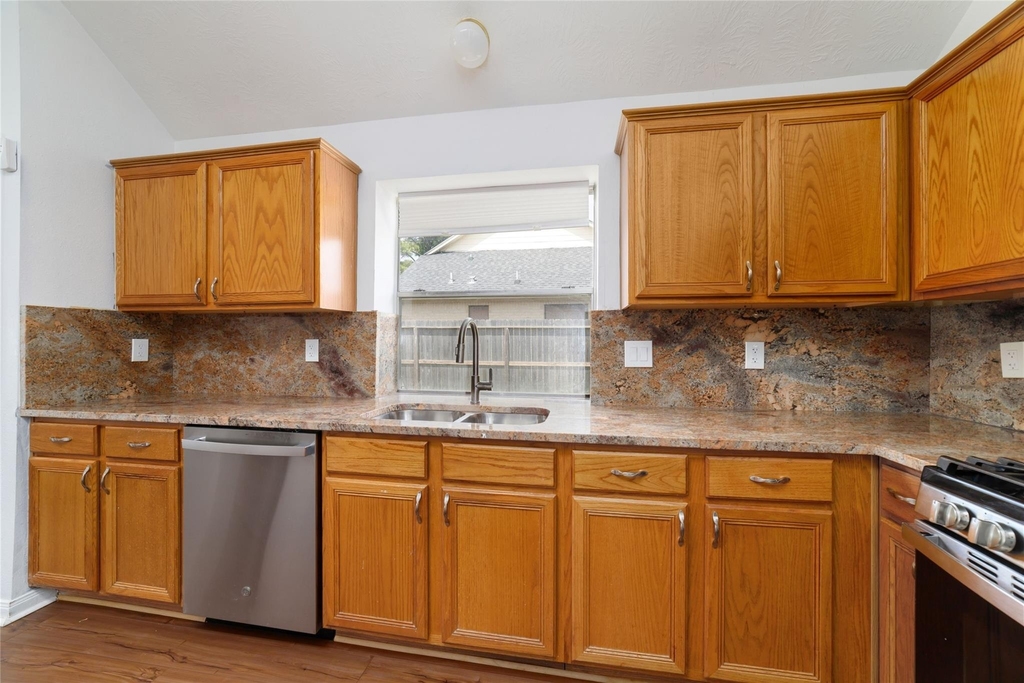 7919 Quail Meadow Drive - Photo 5