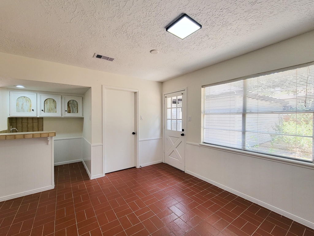 3930 Cypress Hill Drive - Photo 21