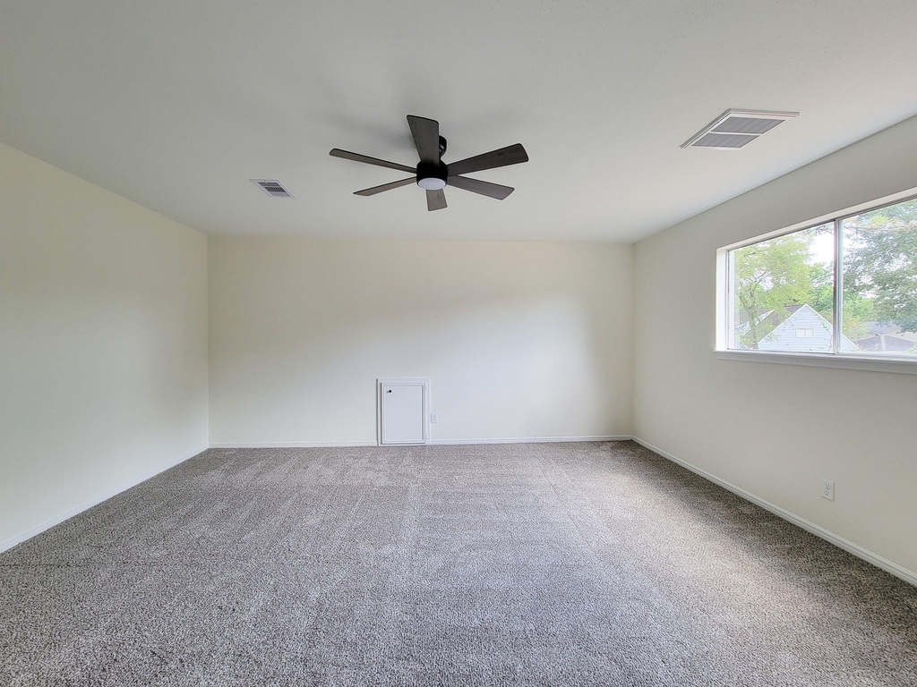 3930 Cypress Hill Drive - Photo 32
