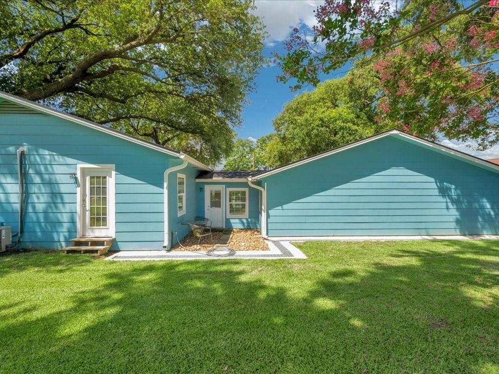 683 Water View Drive - Photo 32