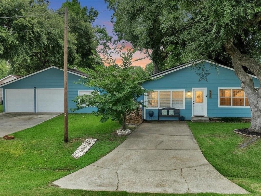 683 Water View Drive - Photo 6