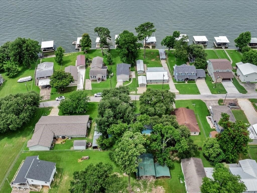 683 Water View Drive - Photo 2