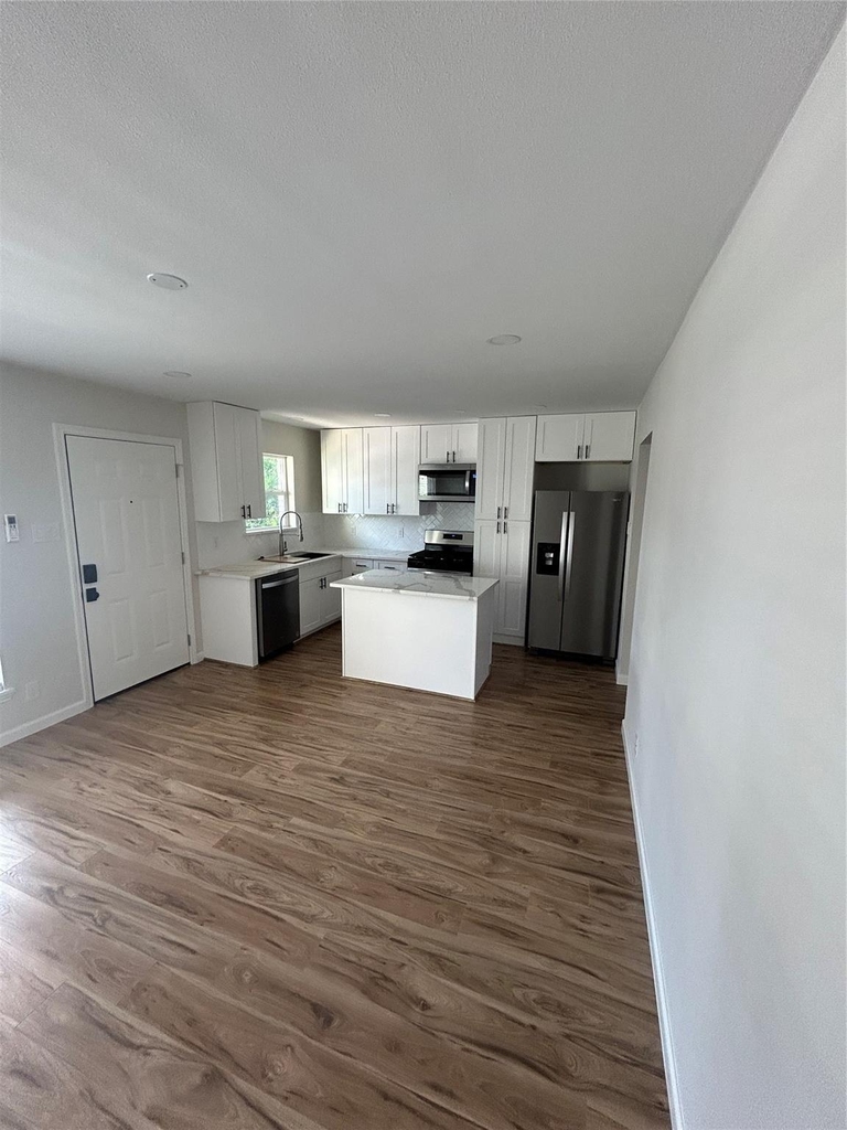 2009 Welch Street - Photo 6