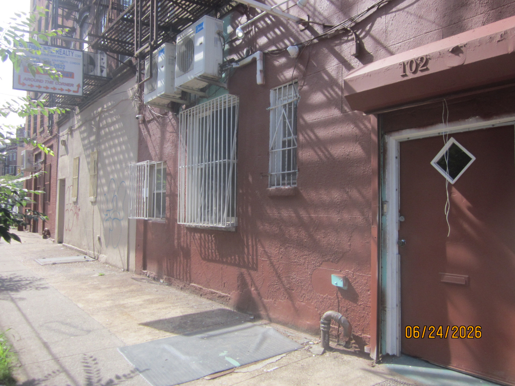 102 South 6th Street - Photo 9