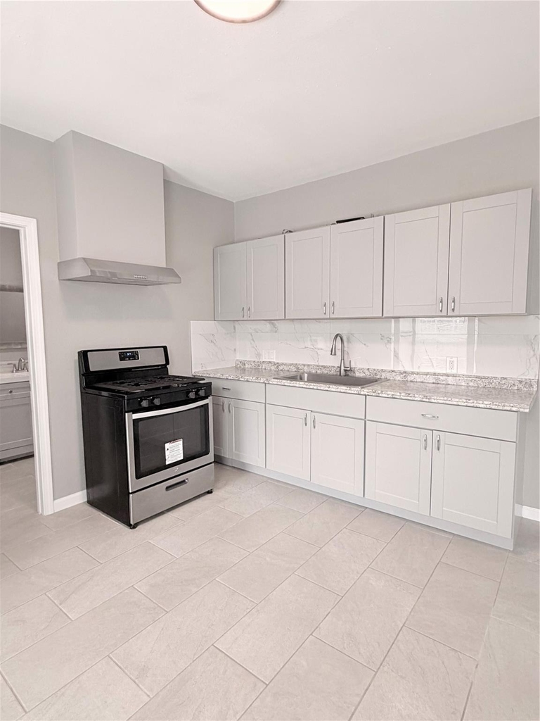 6 Burr Street - Photo 2