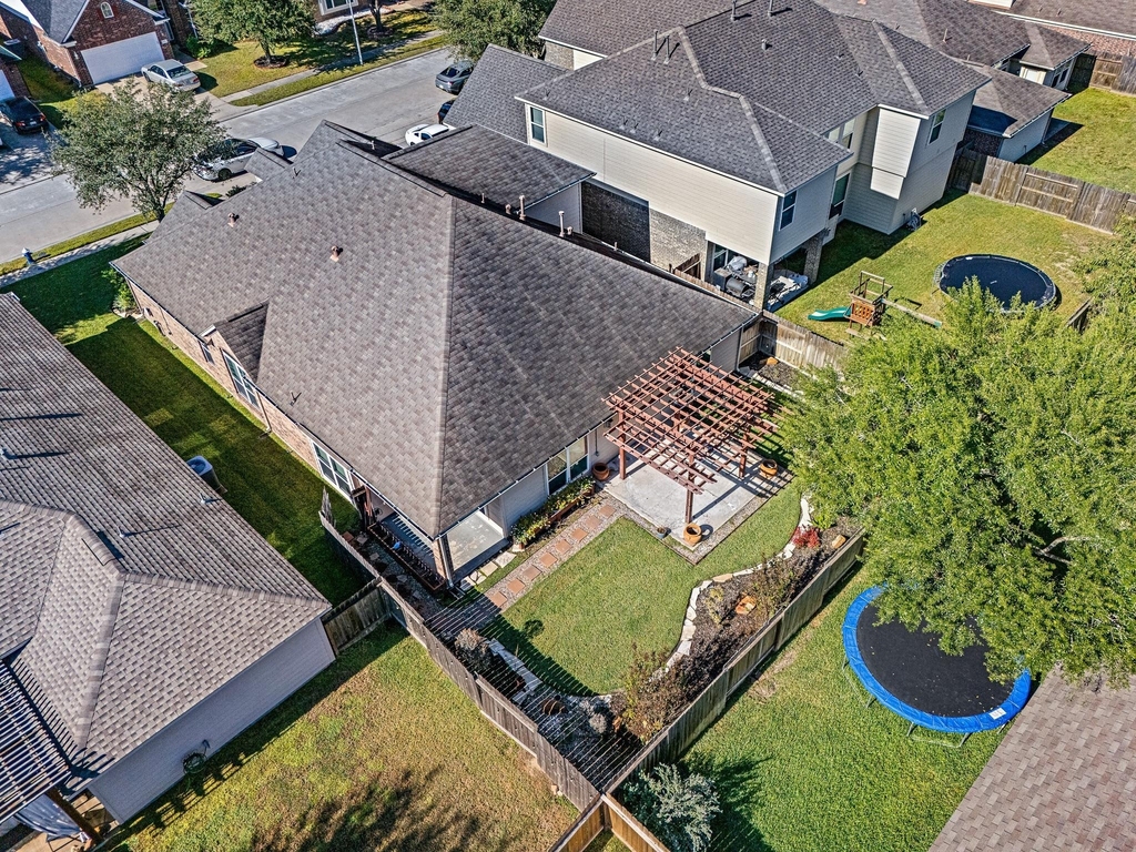 13914 Juniper Bend Lane - Photo 39