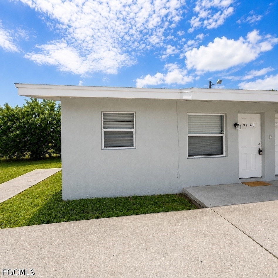 3240 Dora Street - Photo 0
