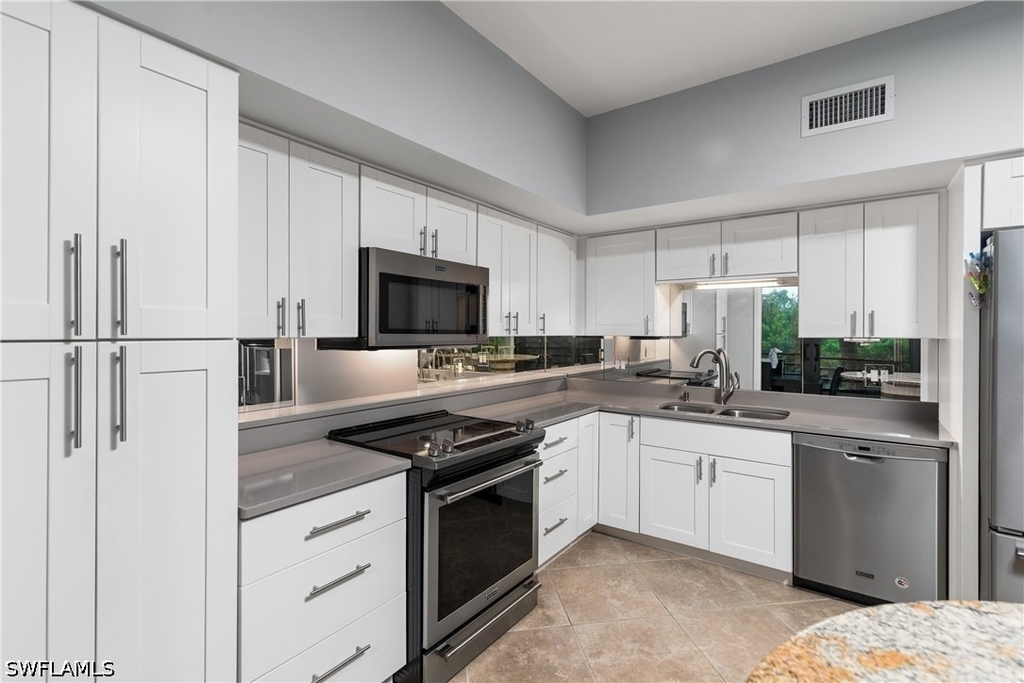 5555 Heron Point Drive - Photo 11