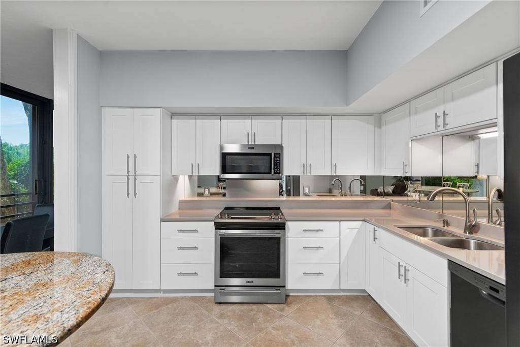 5555 Heron Point Drive - Photo 9