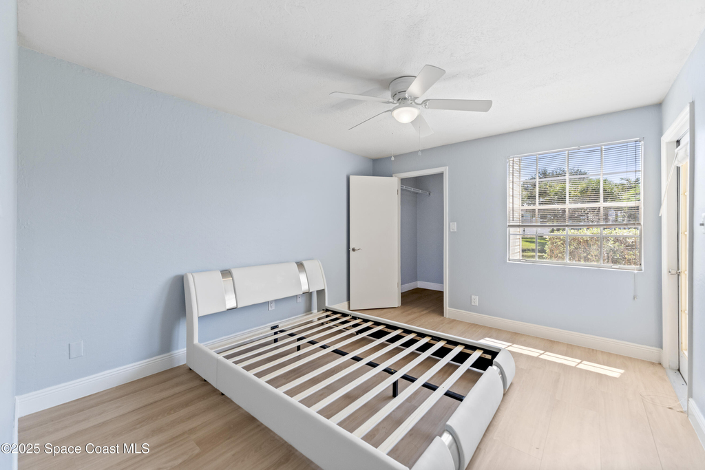 1841 Island Club Drive - Photo 10