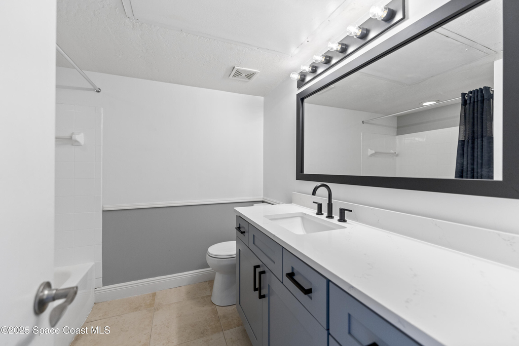1841 Island Club Drive - Photo 8