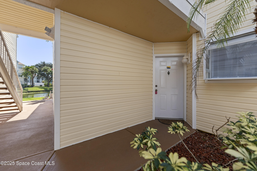 1841 Island Club Drive - Photo 1