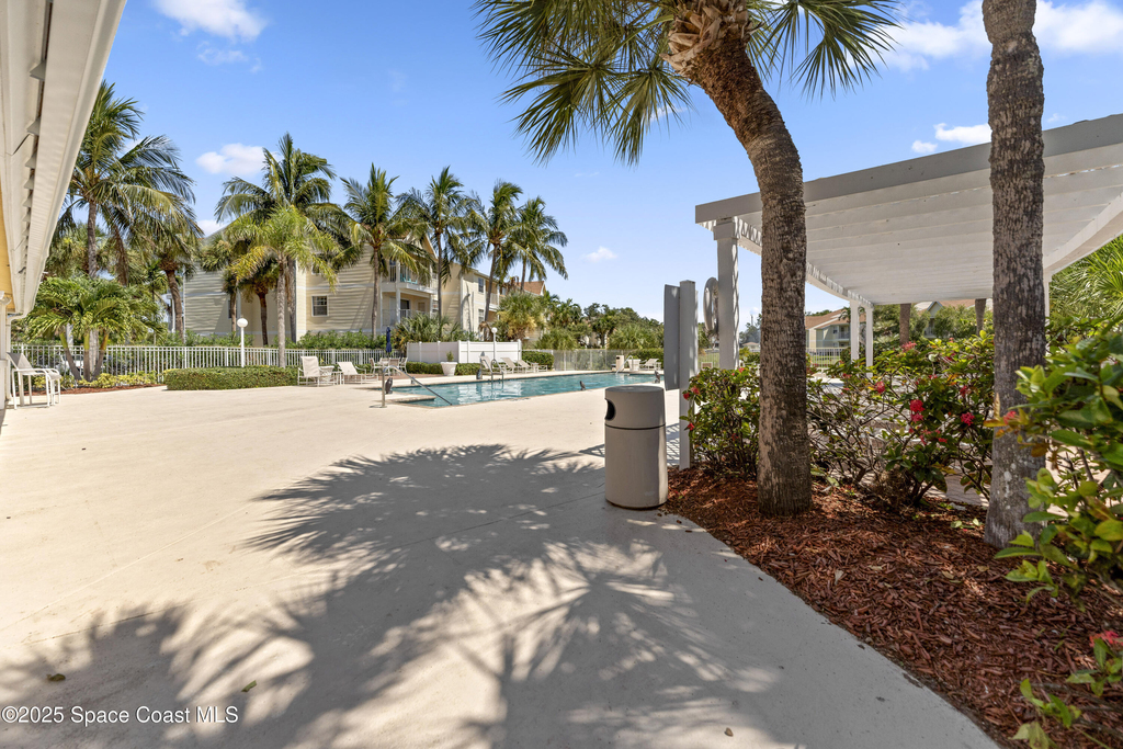1841 Island Club Drive - Photo 12