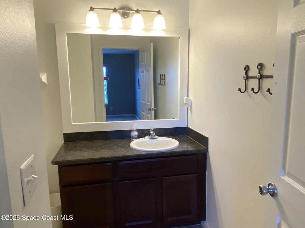 2630 Revolution Street E - Photo 33