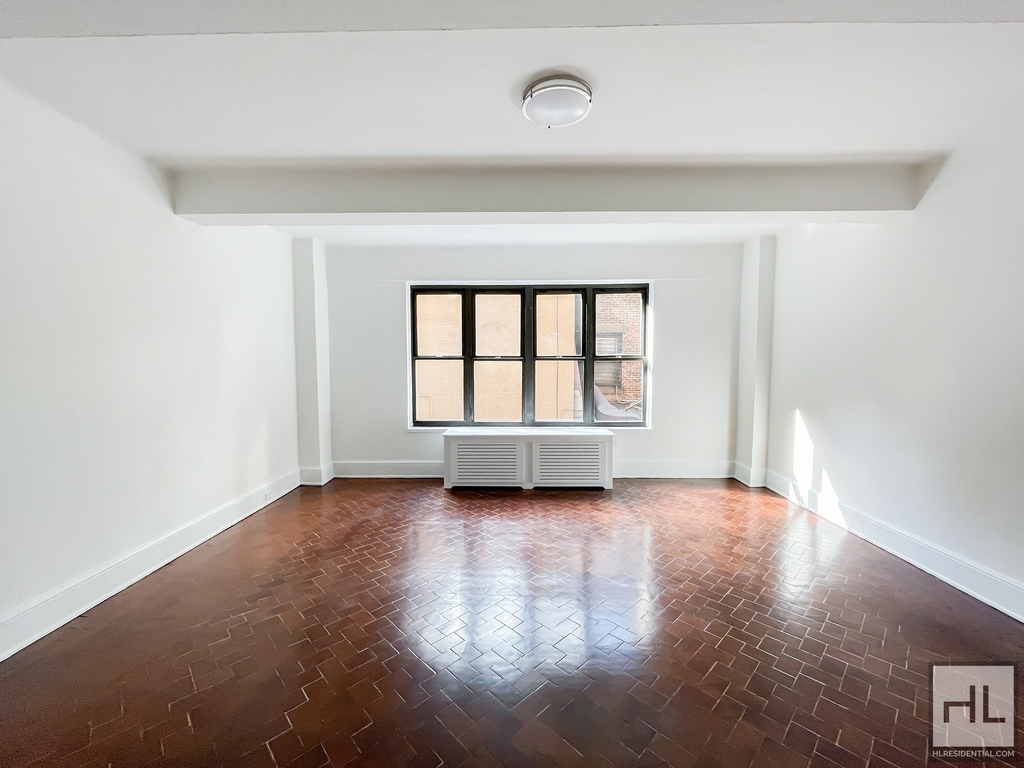 West 73rd Street - Photo 0