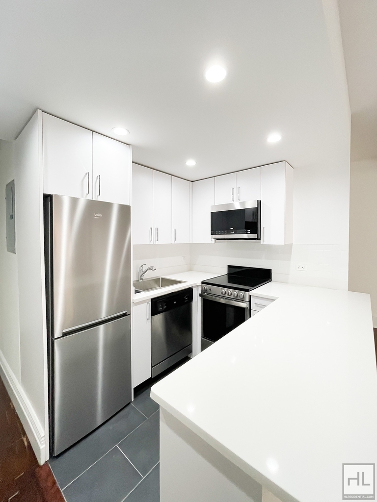 West 73rd Street - Photo 2