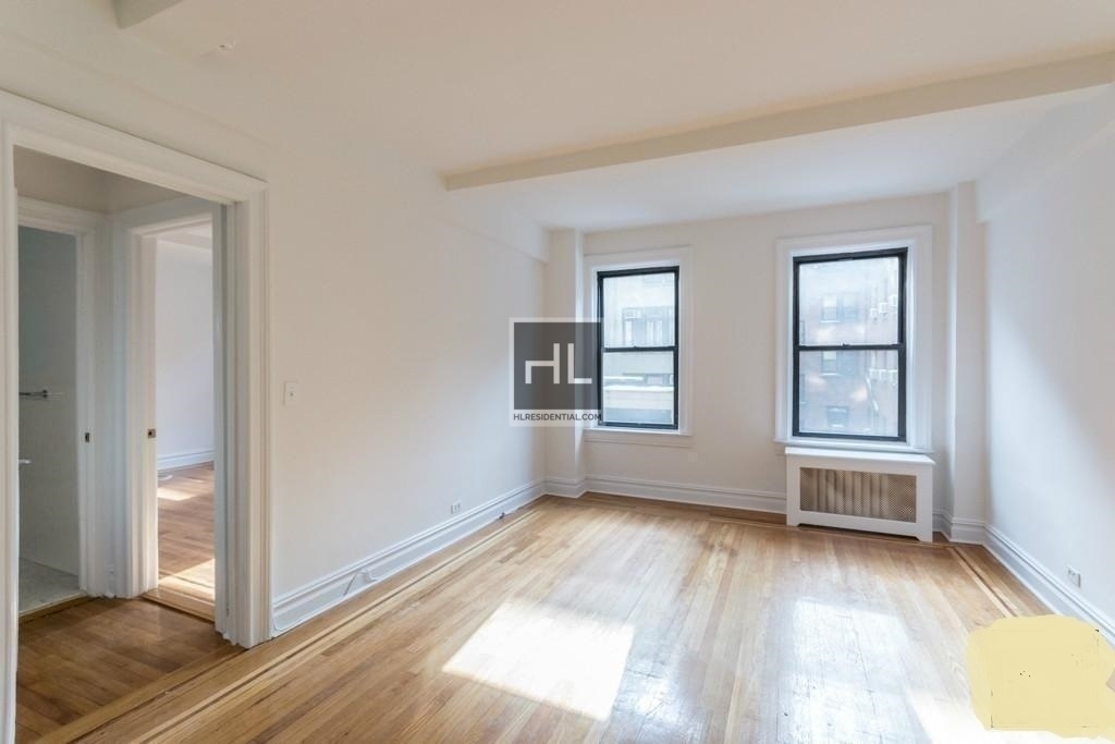 East 37 Street - Photo 0