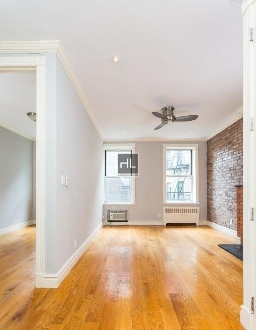 Hudson St - Photo 3