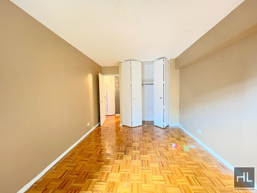 Harrison Street - Photo 5