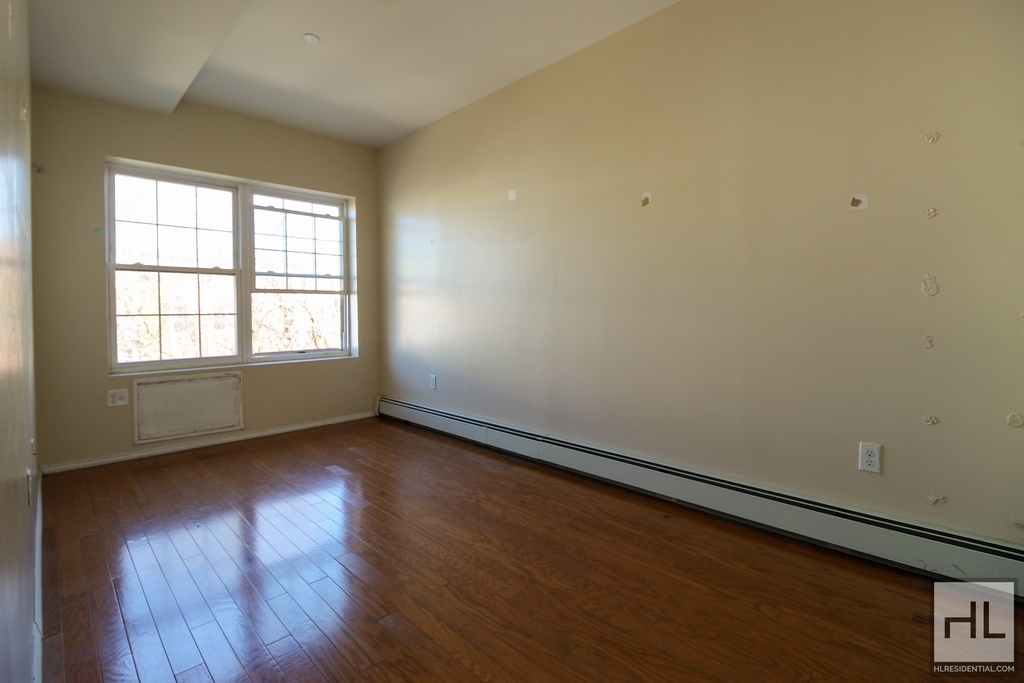 Dekalb Avenue - Photo 5