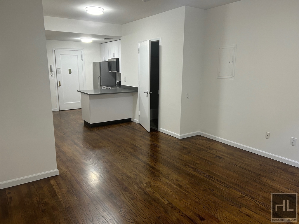 West 73rd Street - Photo 0