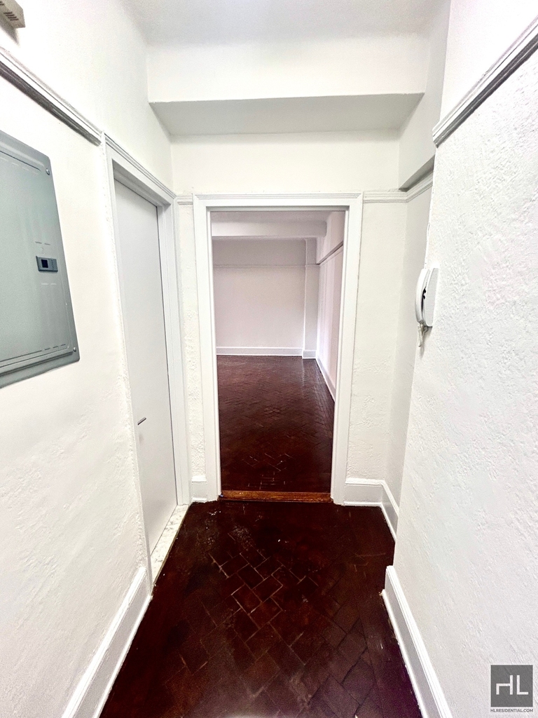 West 73rd Street - Photo 3