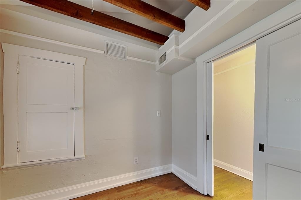807 1/2 S Fremont Avenue - Photo 5