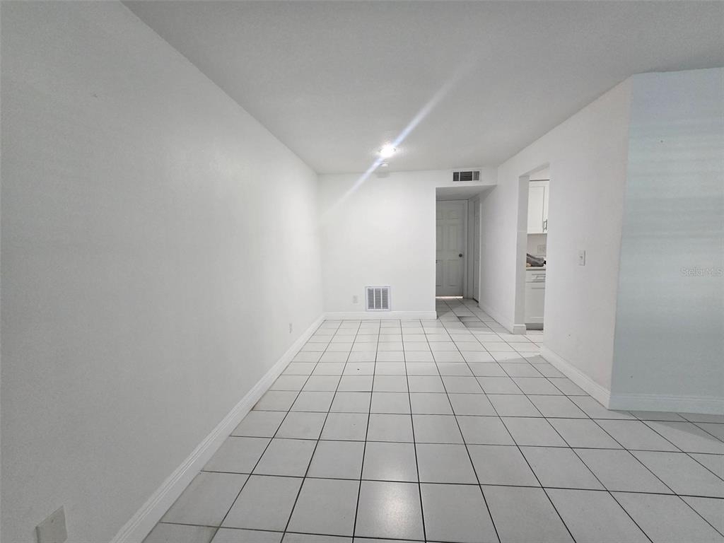 9009 Tudor Drive - Photo 3