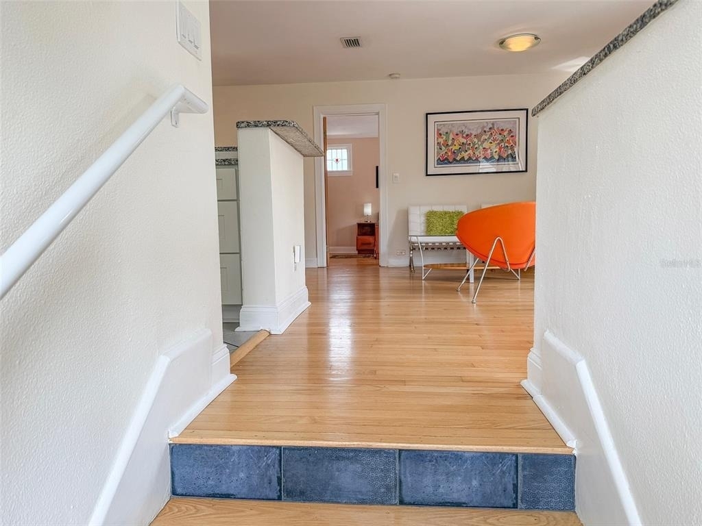 237 20th Avenue Se - Photo 29