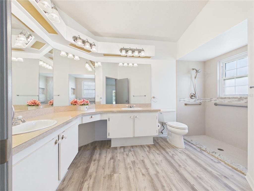 9434 Holnwon Court - Photo 17