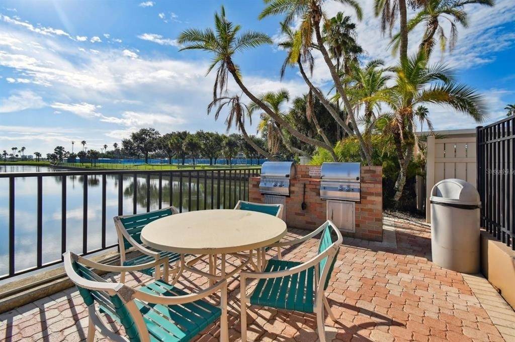 10355 Paradise Boulevard - Photo 30