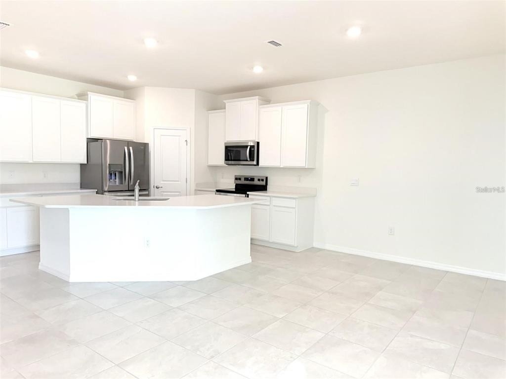 4730 Nw 39th Street Road - Photo 4
