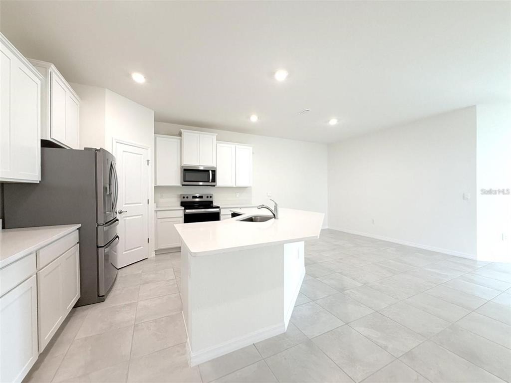 4730 Nw 39th Street Road - Photo 1