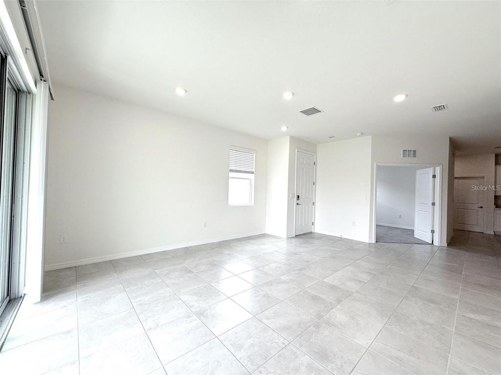 4730 Nw 39th Street Road - Photo 7