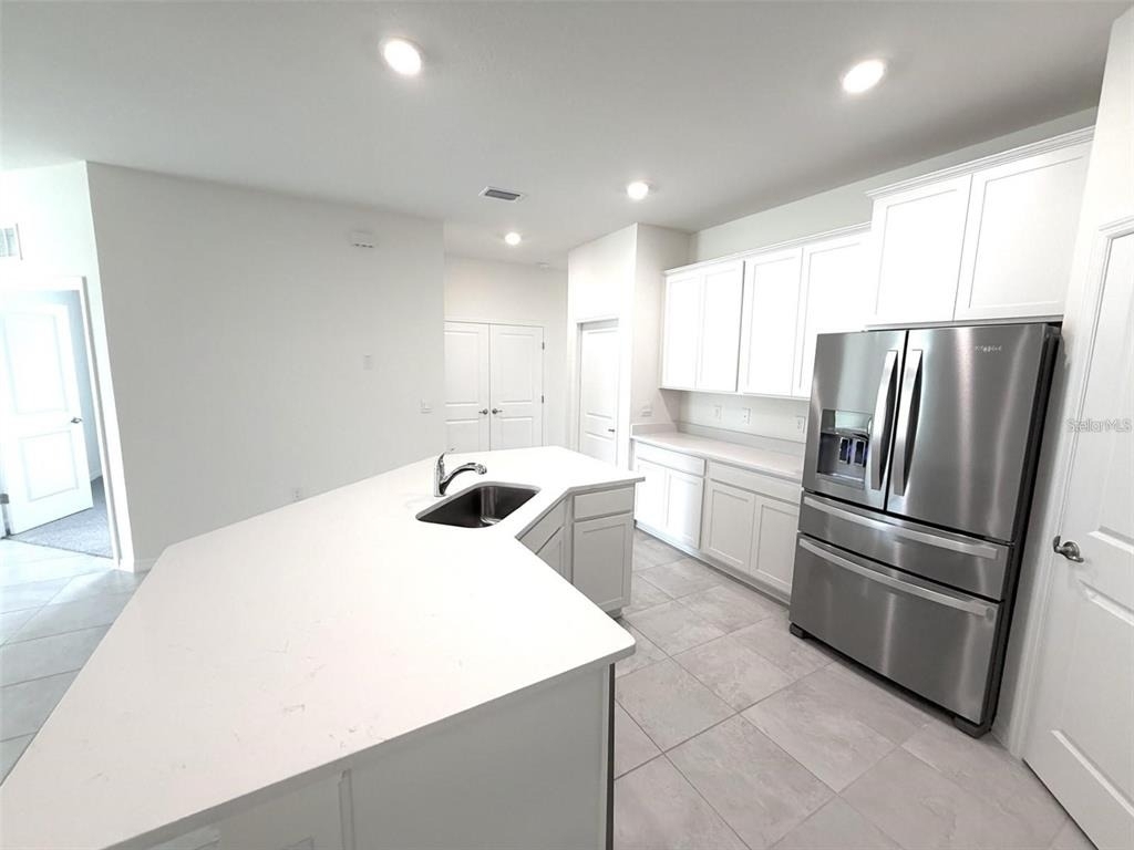 4730 Nw 39th Street Road - Photo 2