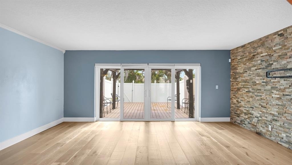 7 Emerald Court - Photo 3