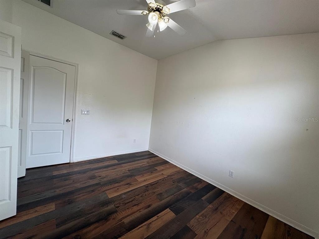 10907 Derringer Drive - Photo 17