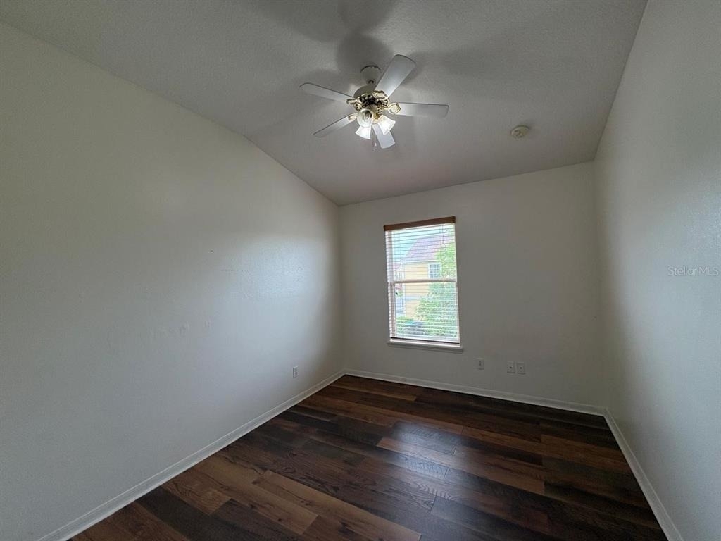 10907 Derringer Drive - Photo 19