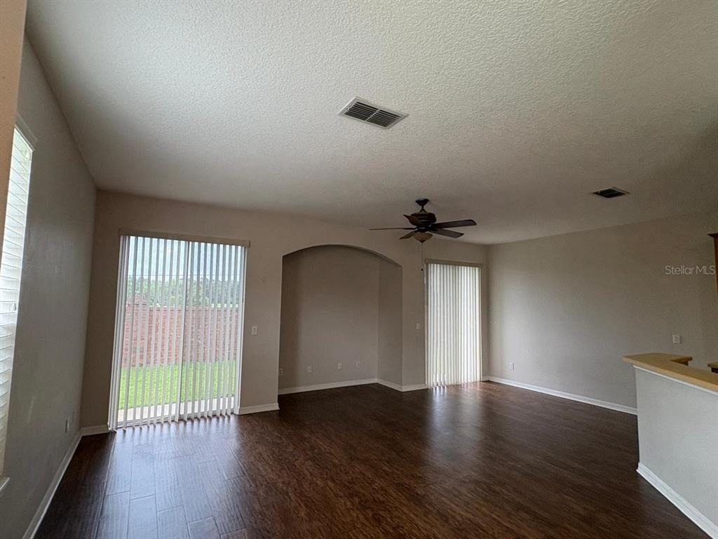 10907 Derringer Drive - Photo 4