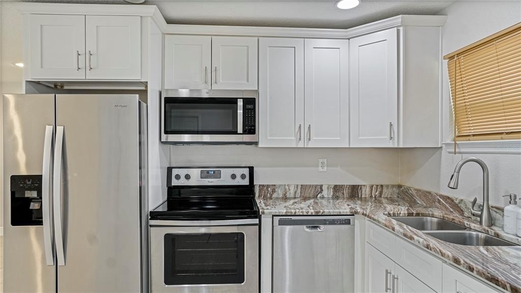 1517 N Grandview Street - Photo 10