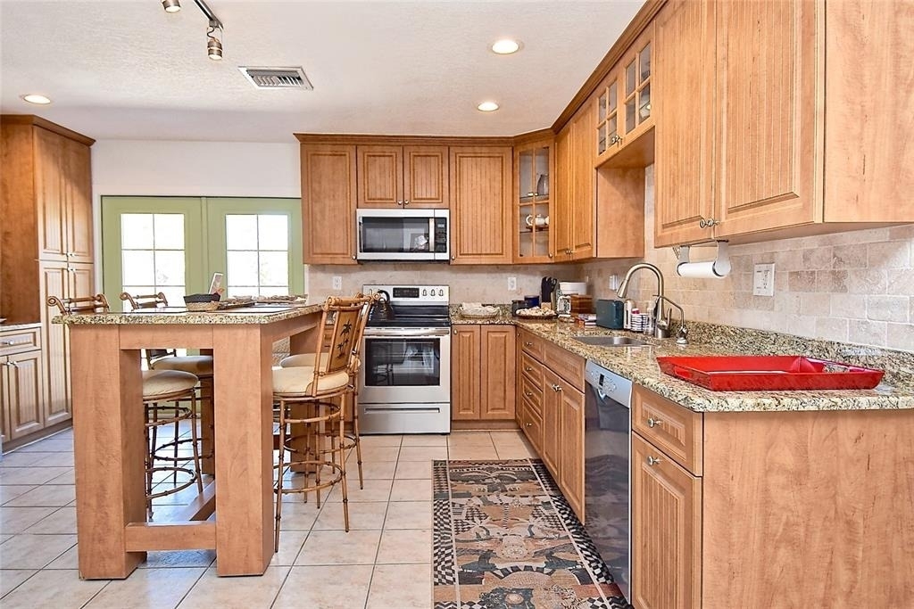7037 Duke Street - Photo 16