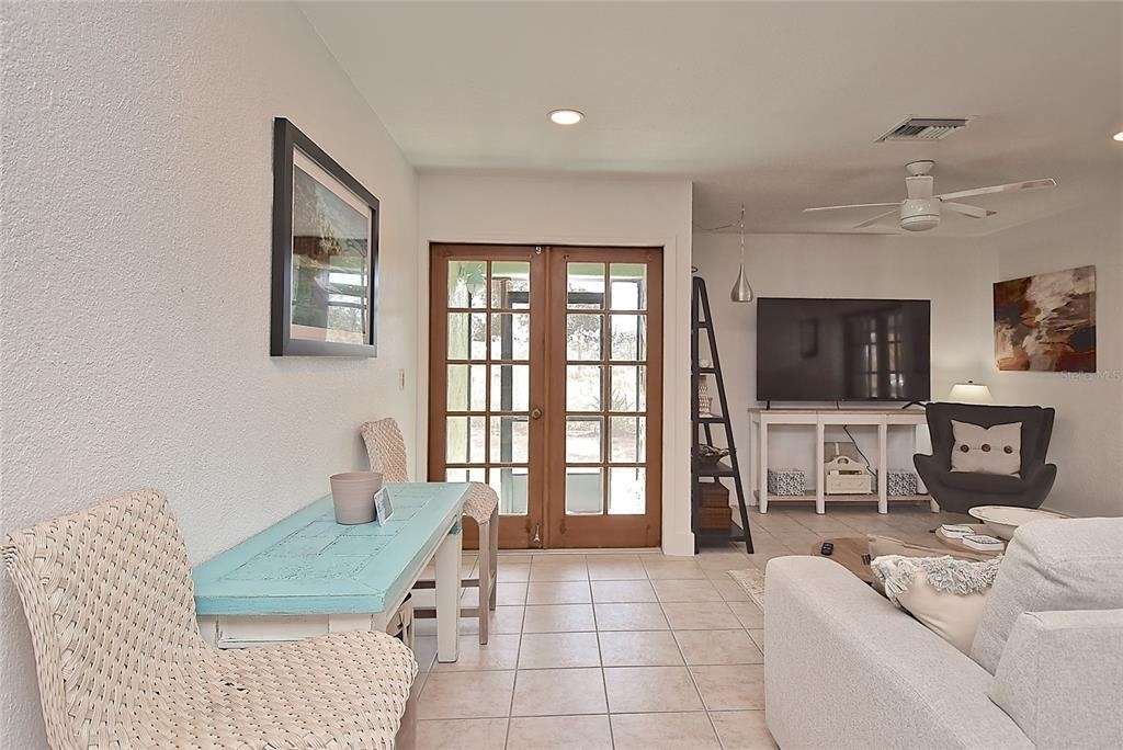 7037 Duke Street - Photo 2