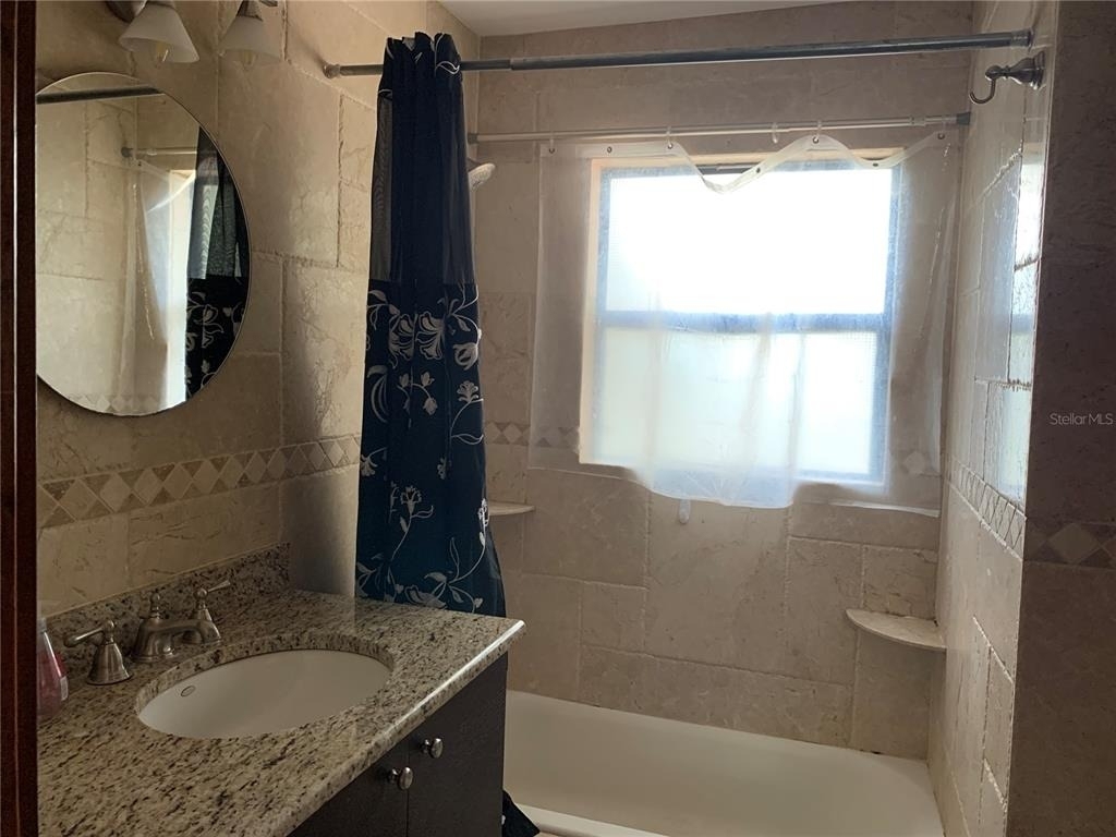 2436 Waldemere Street - Photo 11