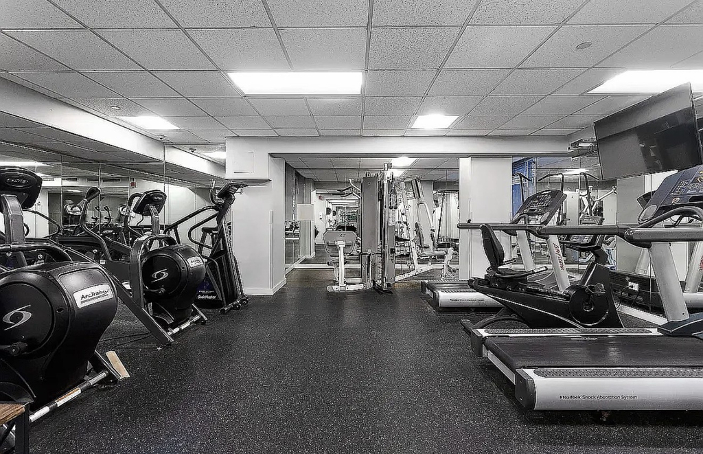 238 West 73rd Street - Photo 5