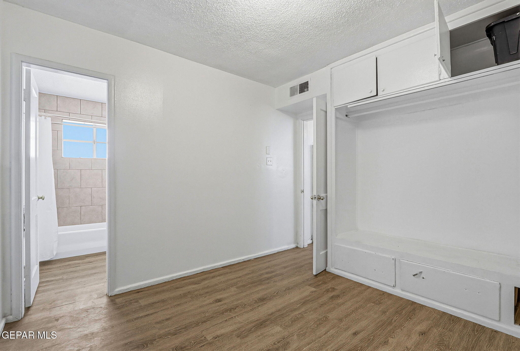 3912 Kemp Avenue - Photo 7