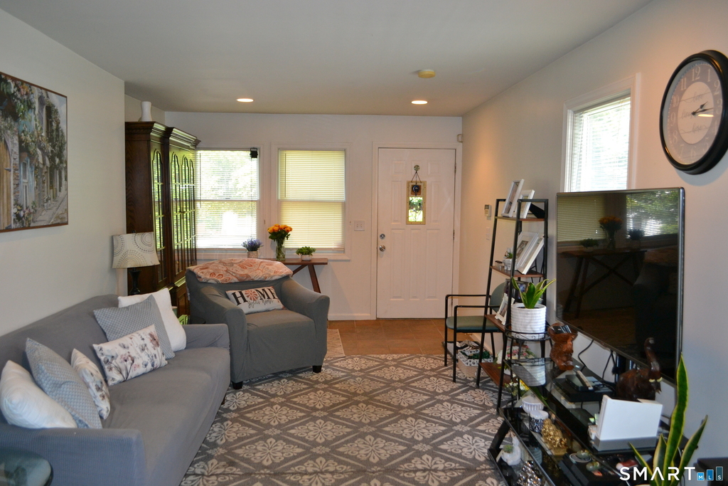 40 Emma Road - Photo 6